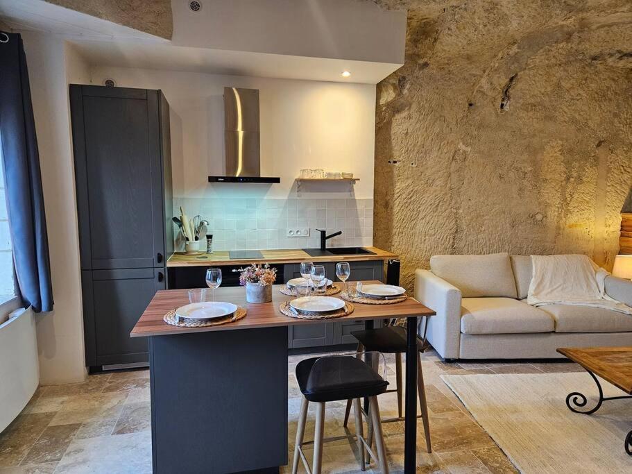 Charmante Maison Troglodyte Loire Valley Rochecorbon Dış mekan fotoğraf
